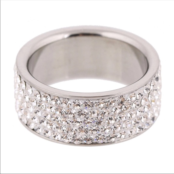 Stainless Steel Ring CZ Crystals Size 7 - 12 - Picture 3 of 4